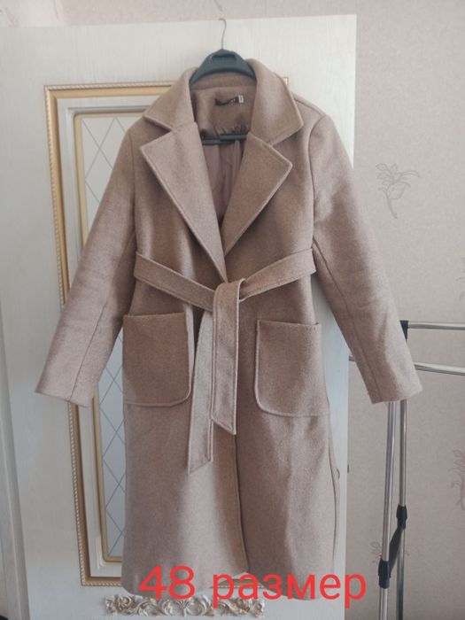 Продам пальто весна-осень