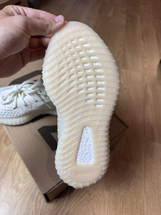 Yeezy 350 Bone 37