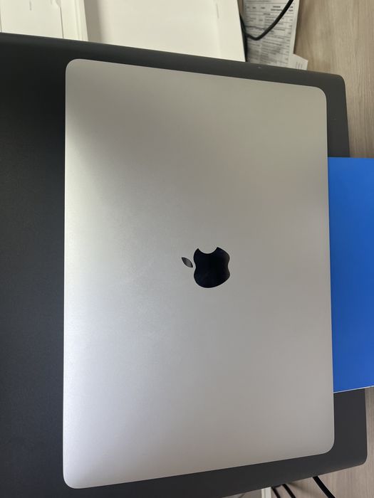 Macbook Air память 256гб