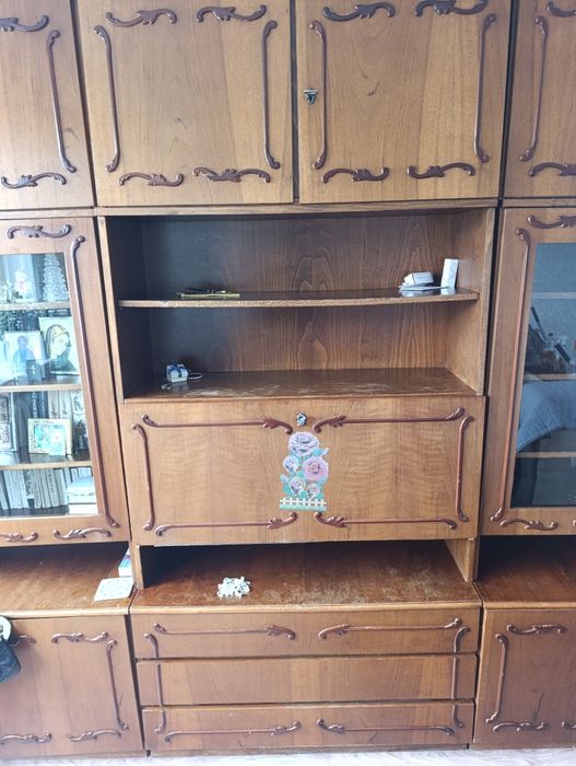 Продам стенку б/у