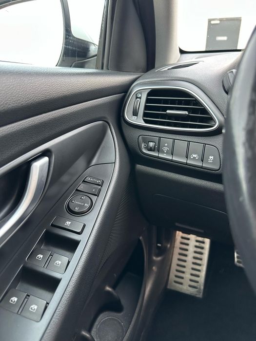 Hyundai i30 fastback