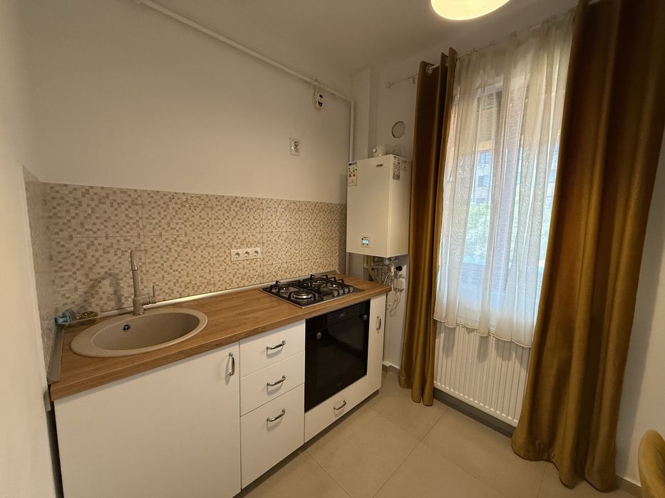 Apartament cu 2 camere de inchiriat