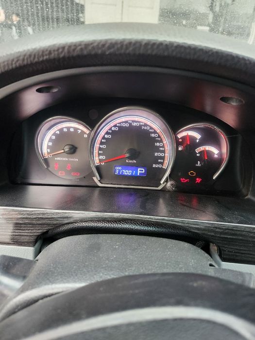 Ласетти 1.6 автомат сотилади