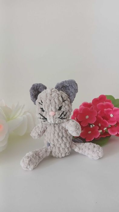 Вязанные игрушки. Кот.