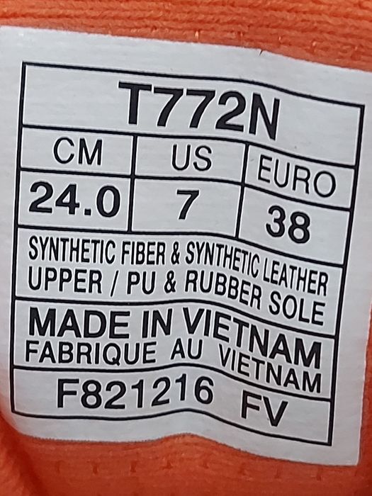 Маратонки ASICS GEL NOOSA. Номер 38