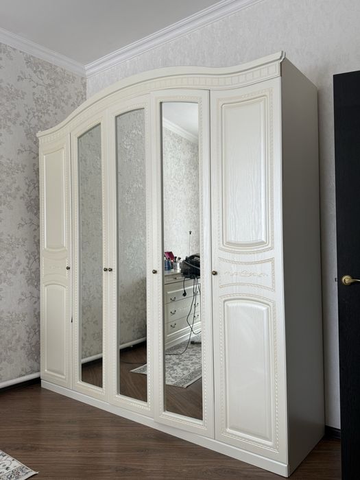 СРОЧНО! Спальный гарнитур