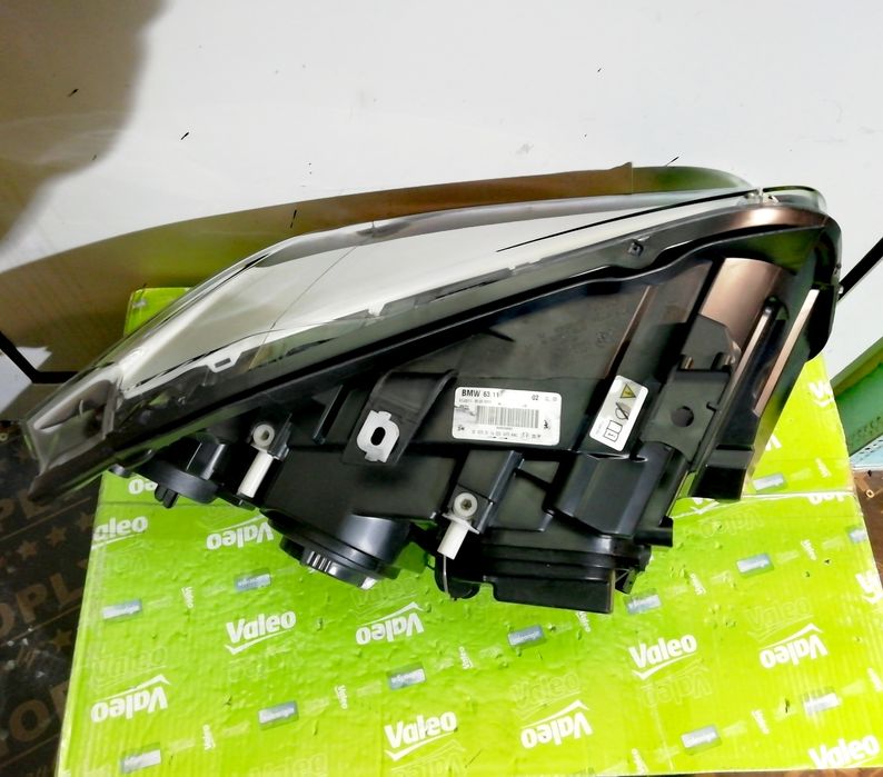 Фар Фарове за БМВ Х1 Е84 / BMW X1 E84 Bi-Xenon.