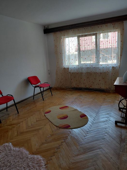 Închiriere apartament 2 camere