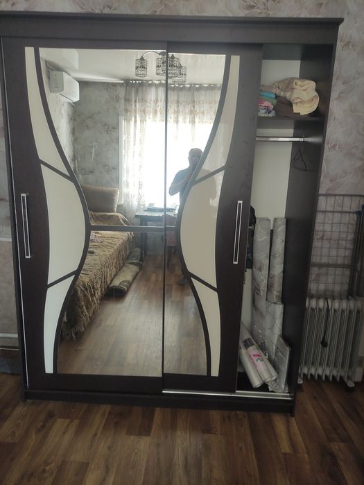Продам шкаф купе