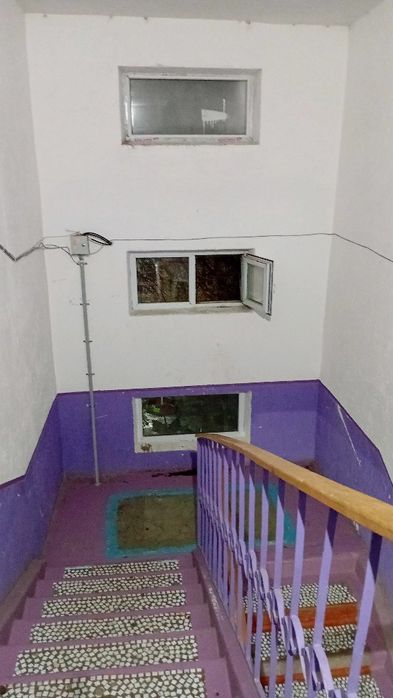 Срочно продаётся 2х комнатная квартира