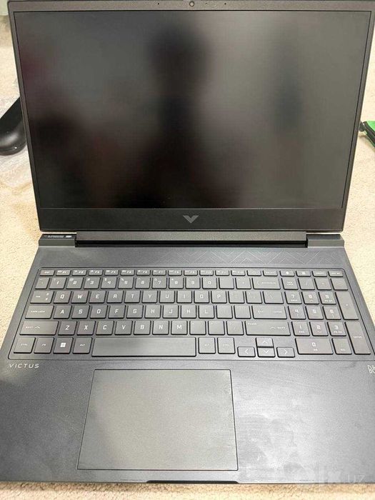 Продам мощный игровой ноутбук HP Victus 16