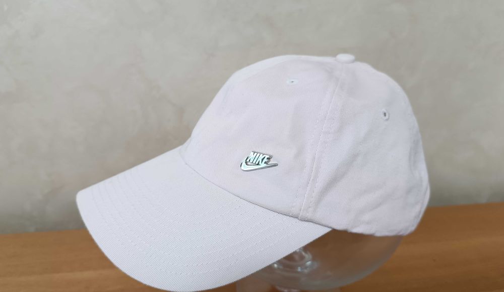 Nike-Като Нова-Шапка с Козирка