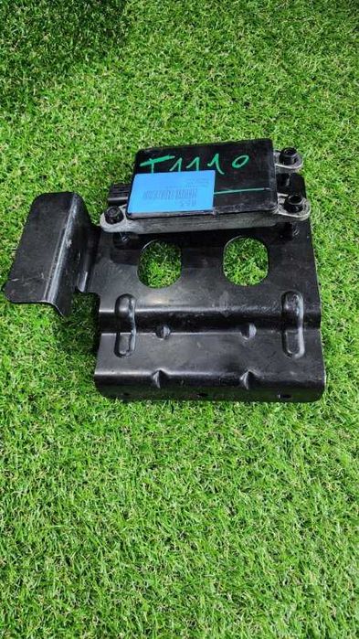 Радарный датчик Genesis G80 RG3 2020 перед. (б/у)