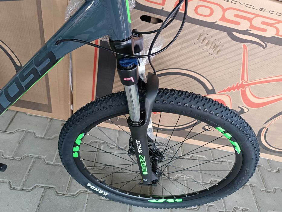 НОВ Велосипед 27.5" Cross Fusion