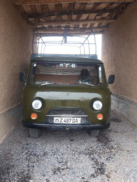 UAZ-3303 "Golovastik"