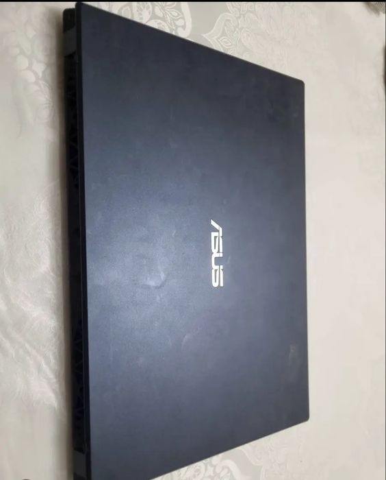 Ноутбук на запчасти