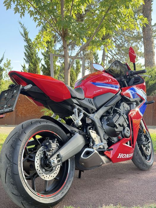 Honda cbr 650 r full power