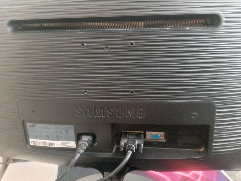 Монитор Самсунг размер 22