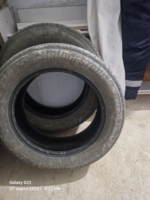 Продам Бу 225/60 r18 летние шины от RAV4 2020года