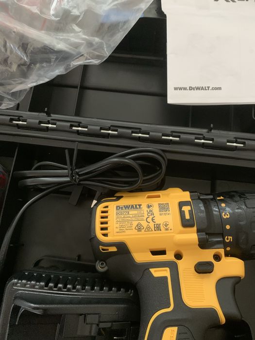 Винтоверт Dewalt DCD 778N