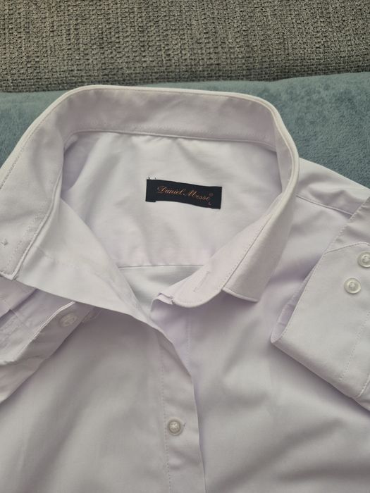 Vand set camasa si pantaloni