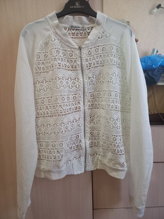 Школьные блузки и кофта