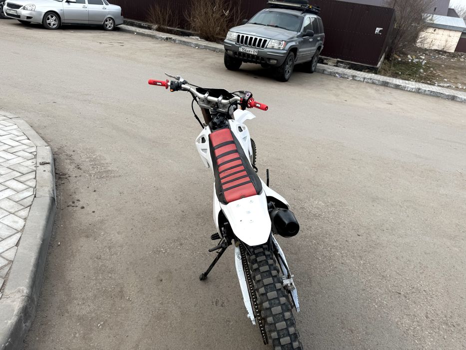 эндуро 250 куб. на ходу.