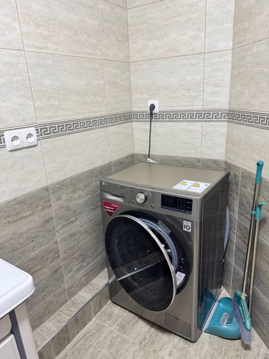Аренда 3 комнатная Гагарин 700$