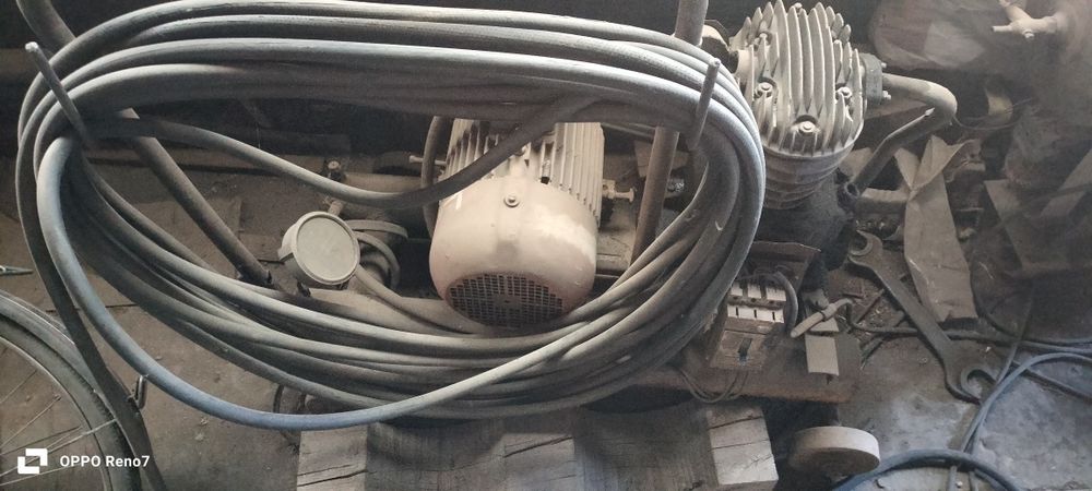 Компрессор madinСССР поршневой на 380