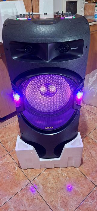 Boxa Akai Garantie cu acumulator
