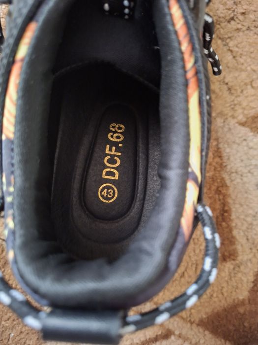 Adidasi versace marimea 43
