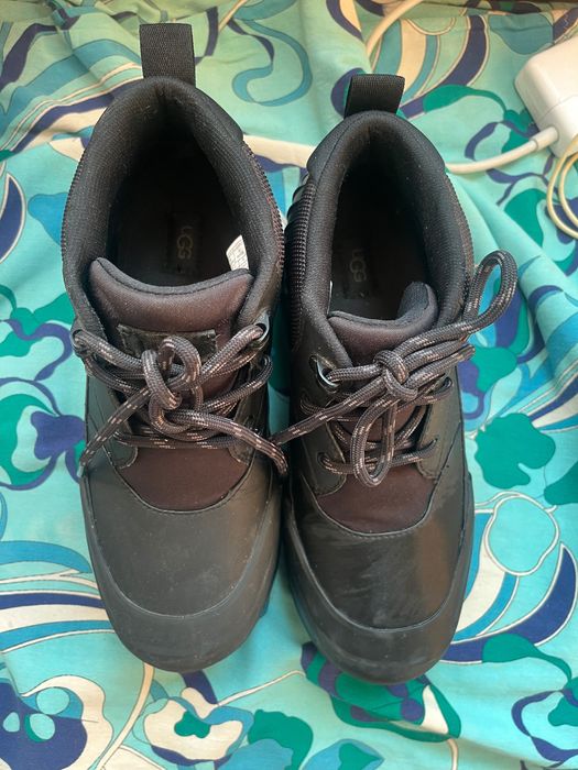 Непромокаеми унисекс обувки UGGS