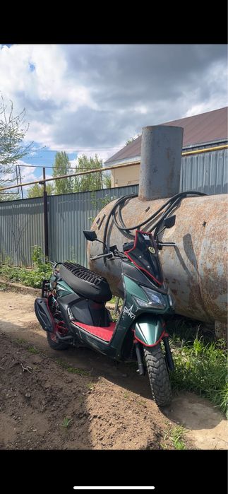 Продам мопед самурай лия матор