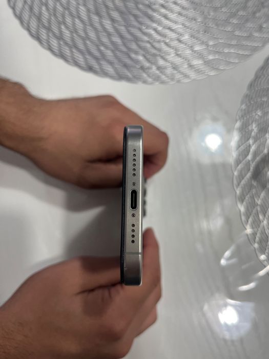 Продам или обмен iPhone 15 pro max
