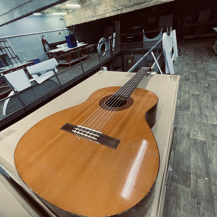 Гитара Yamaha c-40