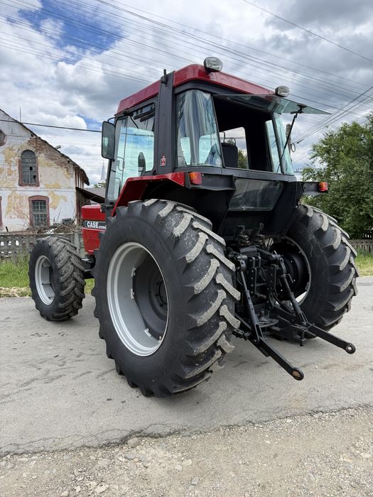 Vând sau schimb tractor Case International 845 XL