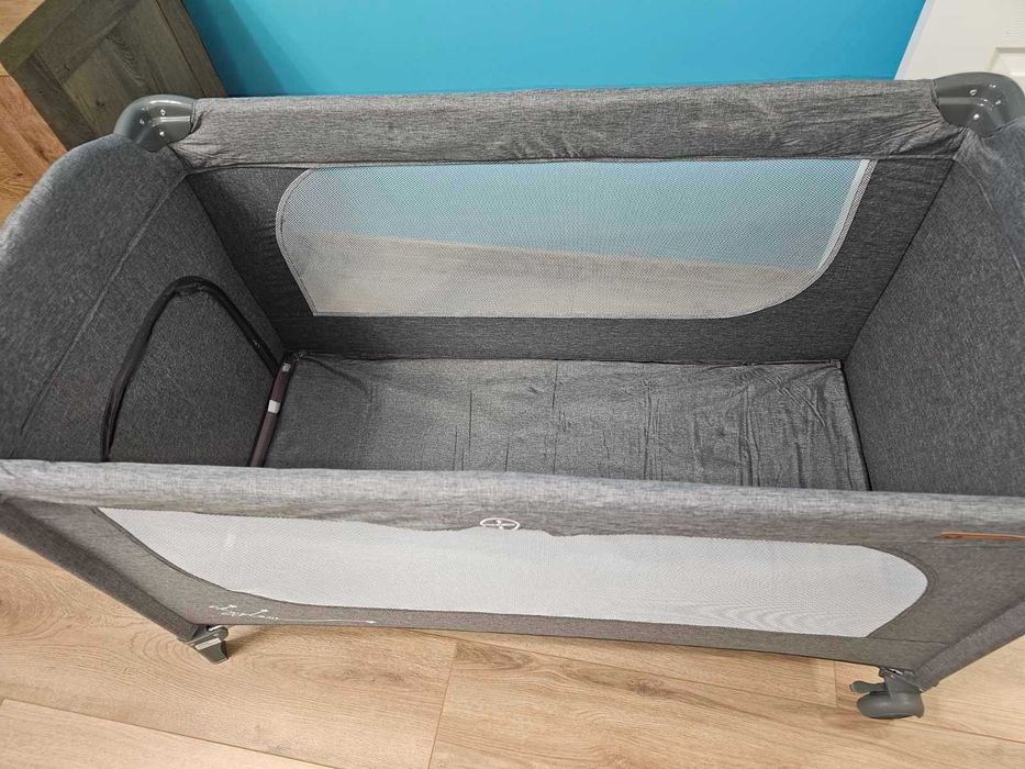 Преносима бебешка кошара Cangaroo Skyglow със сгъваем матрак