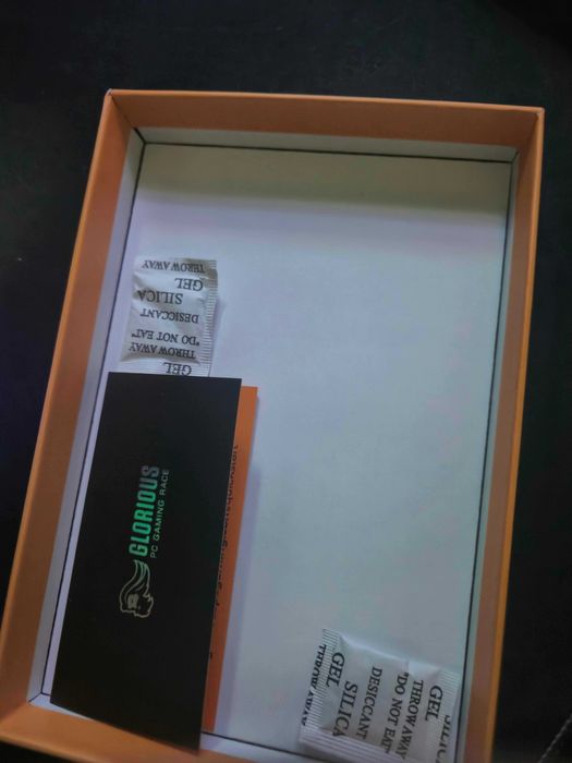 Mouse gaming Glorius MODEL O (VANDUT)