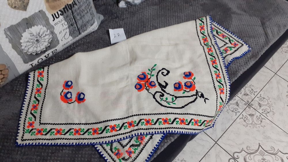 Fețe de masă vechi. Pentru Decor. 2 bucăți