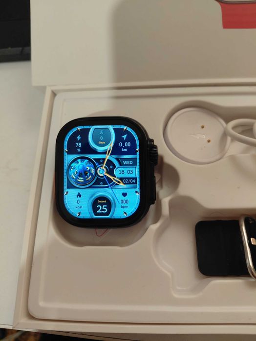 Мощен Android часовник с 4G, камера, Google Play, 32GB, AMOLED дисплей