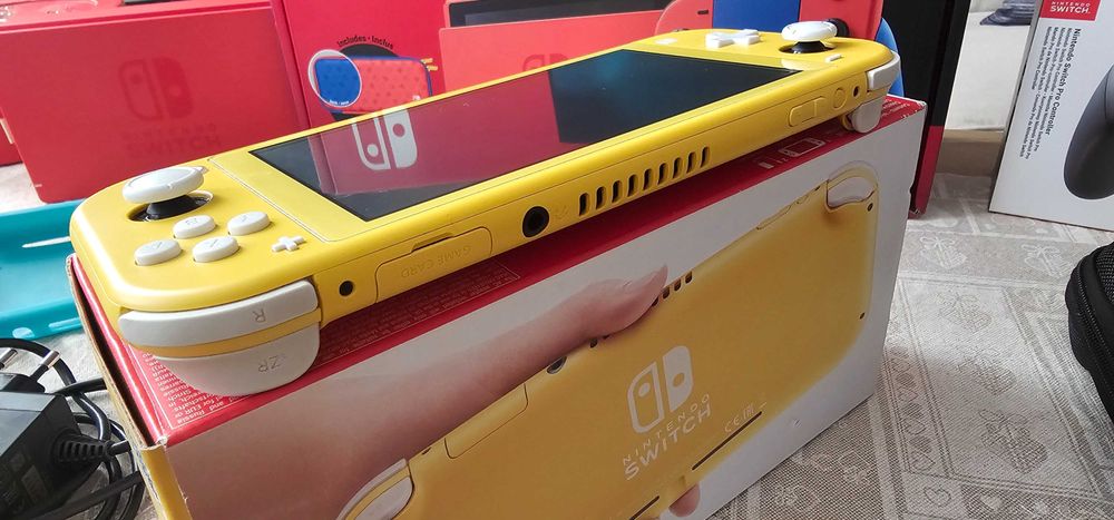 Nintendo Switch Lite Yellow 32 GB + 128GB карта