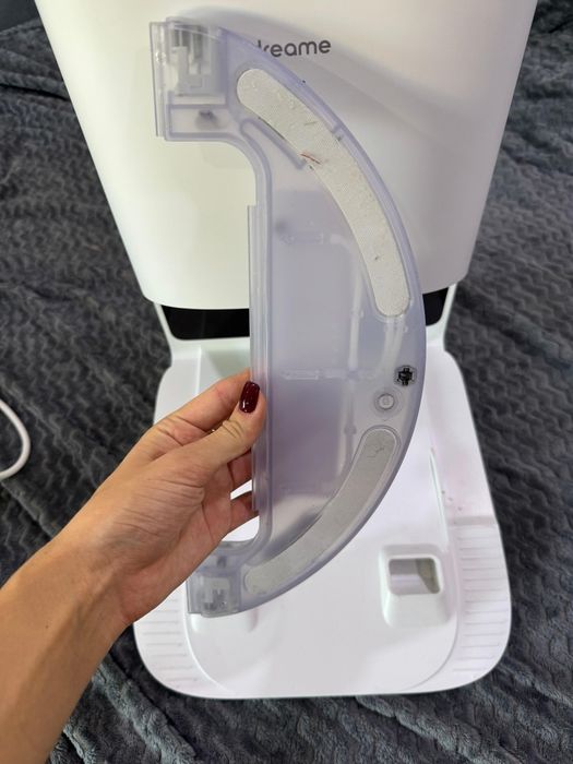 Продам ксеоми пылесос wifi