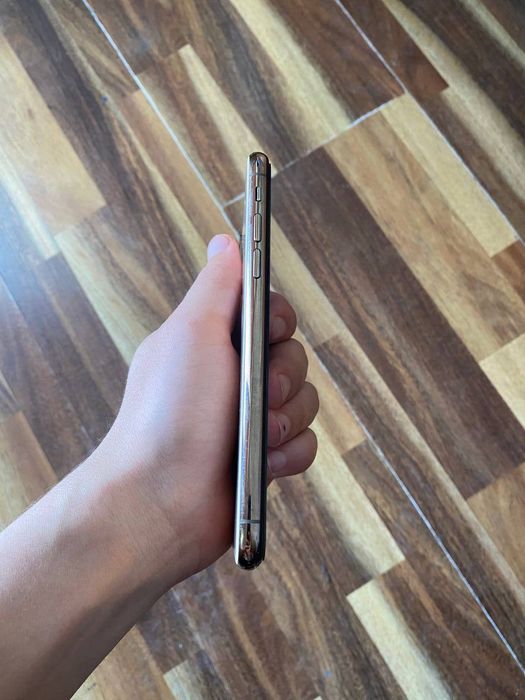 Iphone Xs 64 talik
Yomkost 61% moshinada kop qoyilgandan tushib ketgan