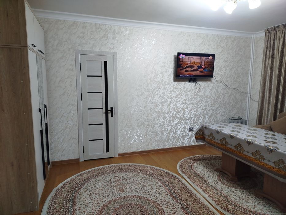 Сдаётся 1 ком квартиру в Юнусабаде ориентир метро Туркистан