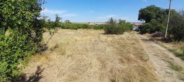 Голям парцел с гледка и съборена къща в Житница, Варна