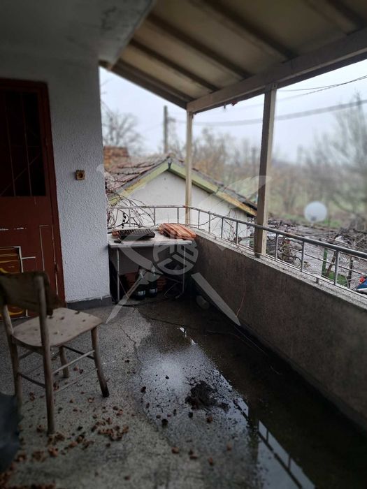 Двуетажна къща в Дебелт 95440