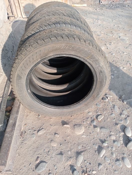 Продам зимние шины