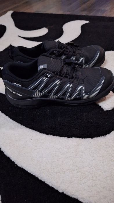 Salomon водоустойчиви маратонки