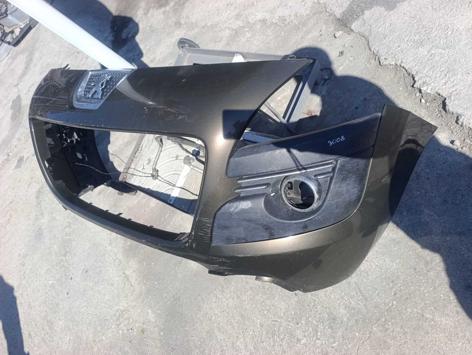 Предна броня за Пежо 3008 / Peugeot 3008 до 2013г.