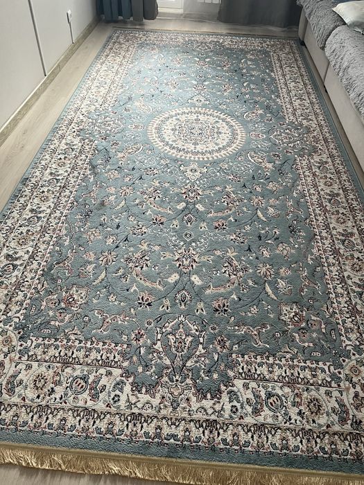 Продам ковер 2х4 метра